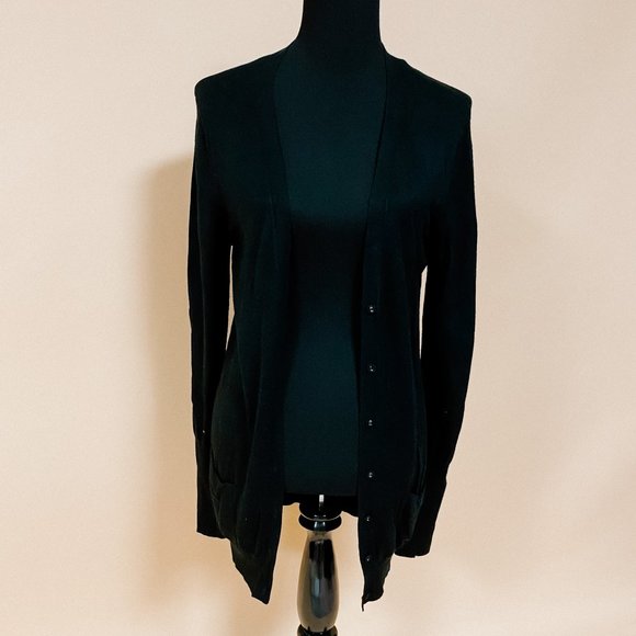 Forever 21 Sweaters - Forever 21 Black Button Down Knit Cardigan Sweater Size S